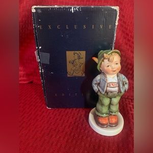 Hummel Figurine Hello World #429